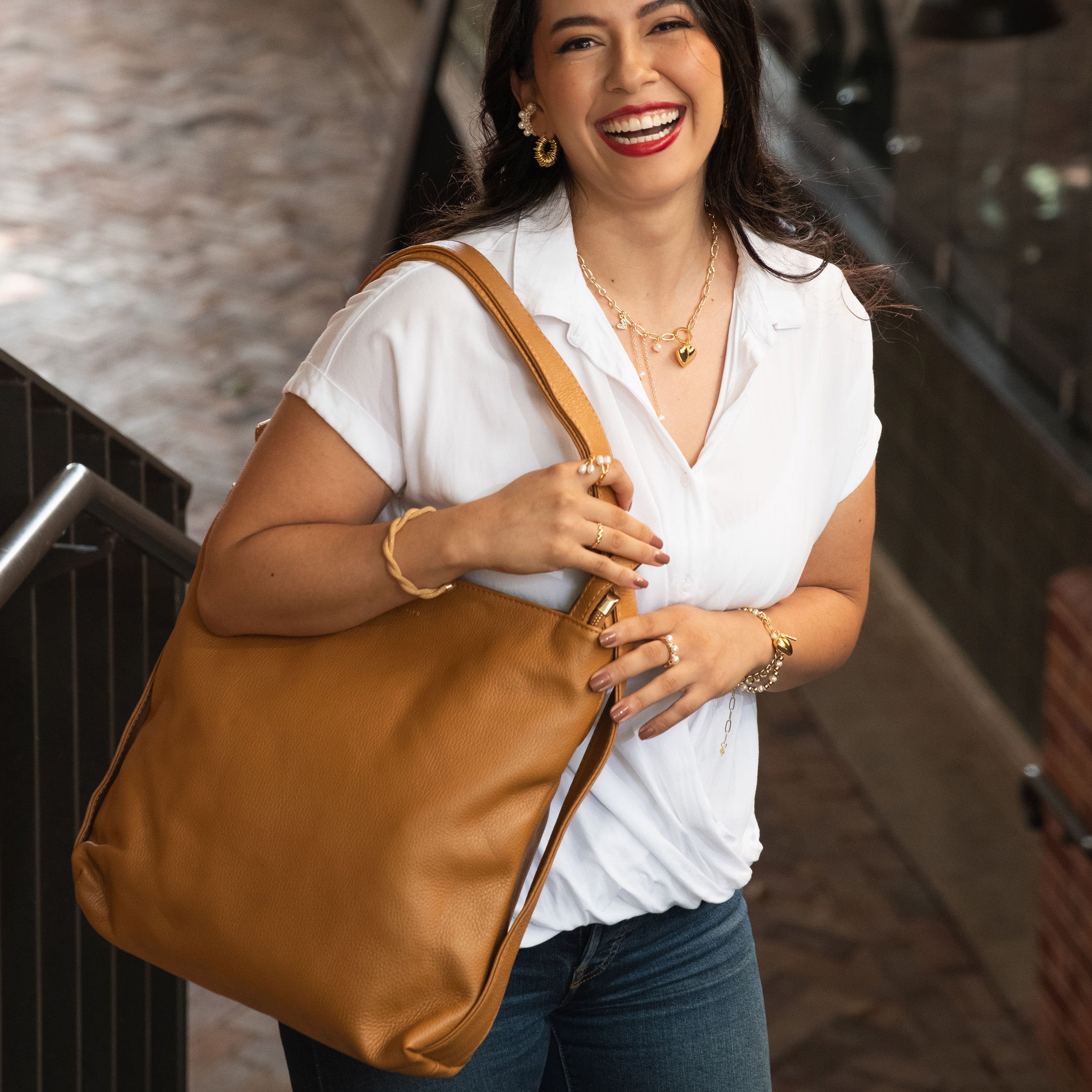 Chiarore Ebony Convertible Backpack