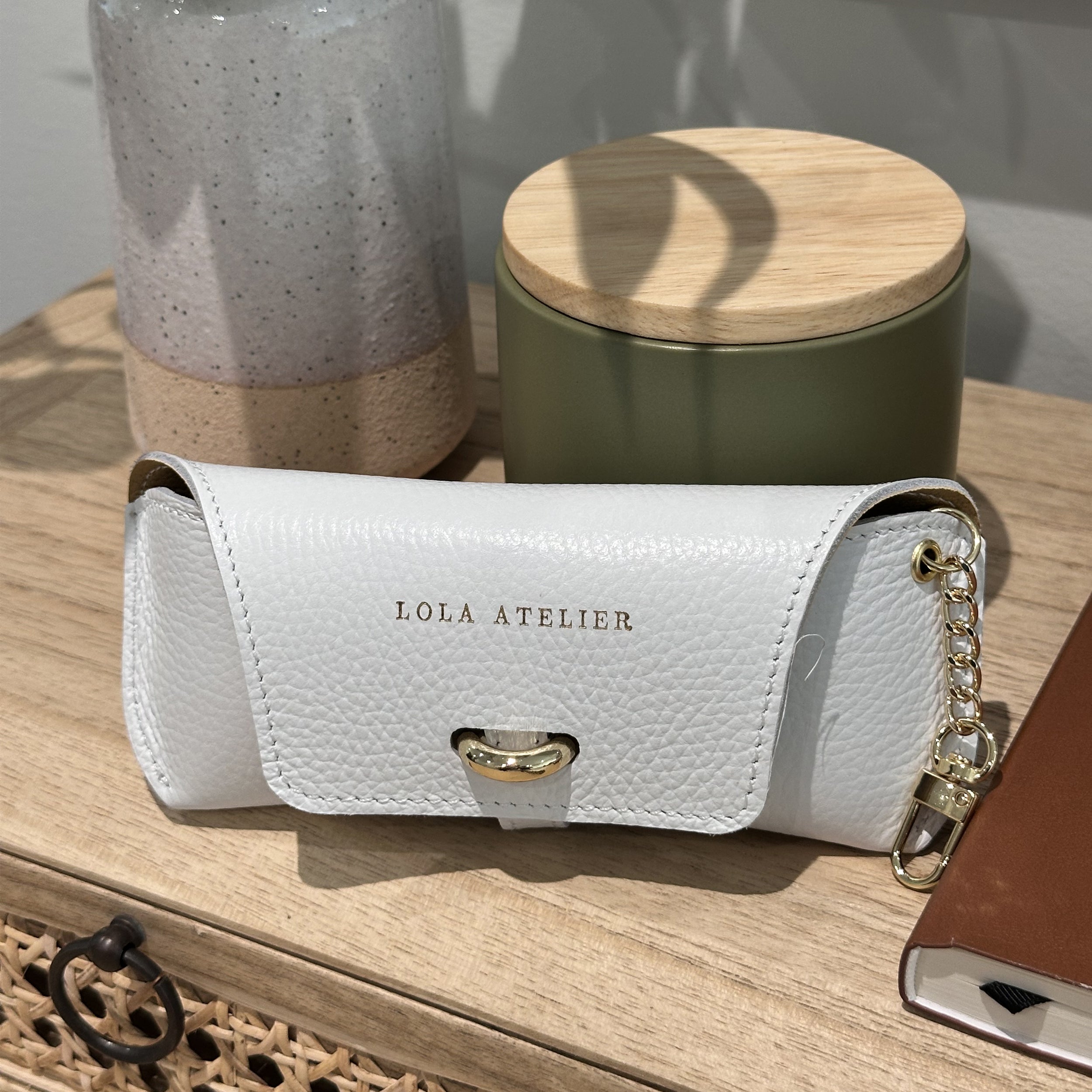 Toscano Shell Glasses Case - Ivory
