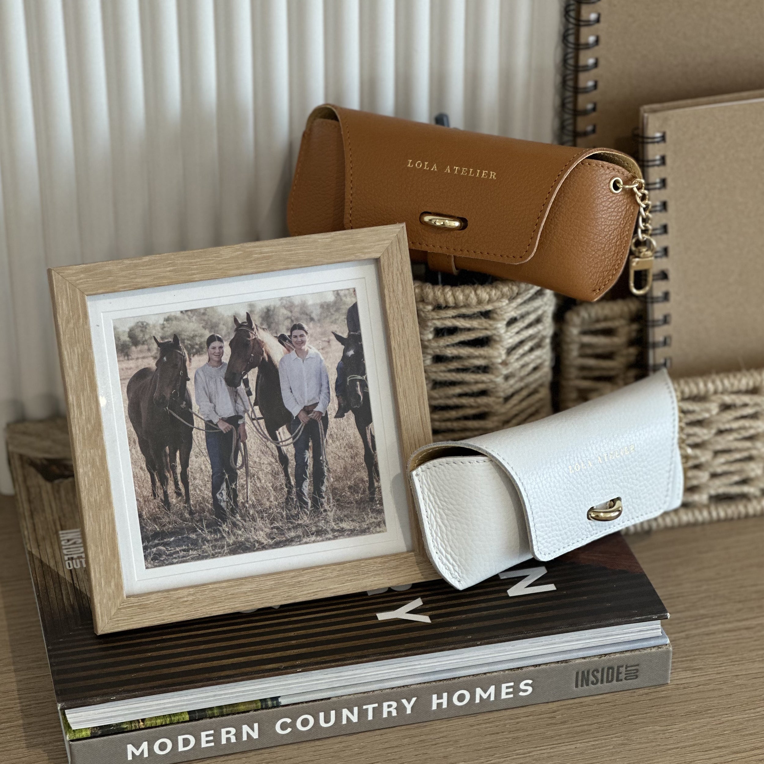 Toscano Shell Glasses Case -Walnut